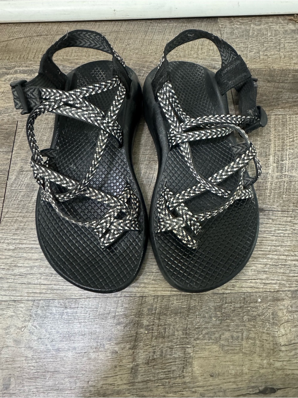 Chaco Black Rope-Strap Outdoor Sandals